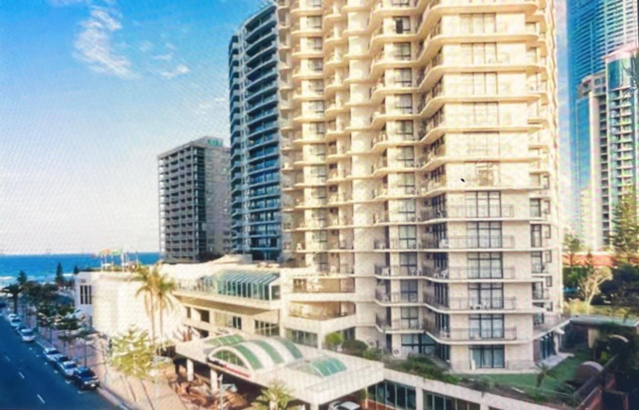 1 Bedroom And 1 Living Room Family Suite Gold Coast Exterior foto